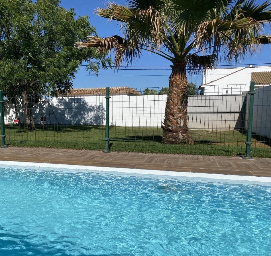 Sumatra Villa Chiclana de la Frontera Buitenkant foto