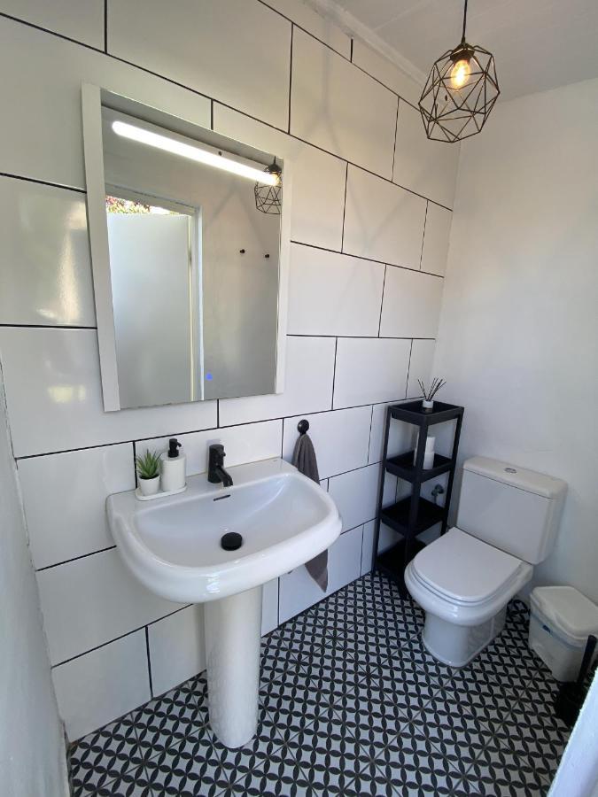 Sumatra Villa Chiclana de la Frontera Buitenkant foto